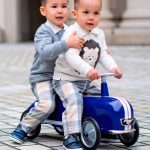 Ford Mustang játékautó